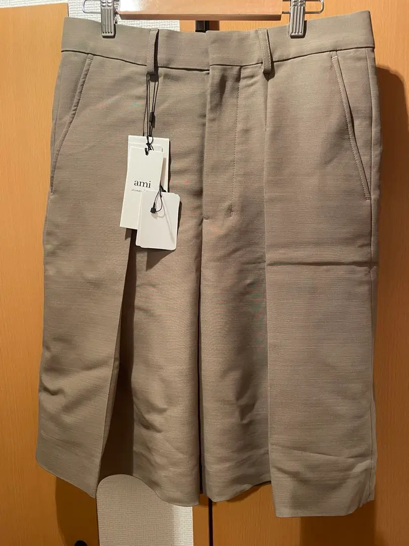 極美品　アミ　ami ショートパンツ メンズ クーポン】アミパリス Ami Paris USO325.749 ショートパンツ ADC