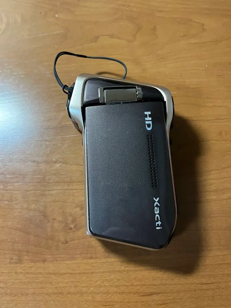 サンヨー SANYO DMX-HD700 概要 Xacti〔ザクティ〕 DMX-HD700(S) | デジタルカメラ
