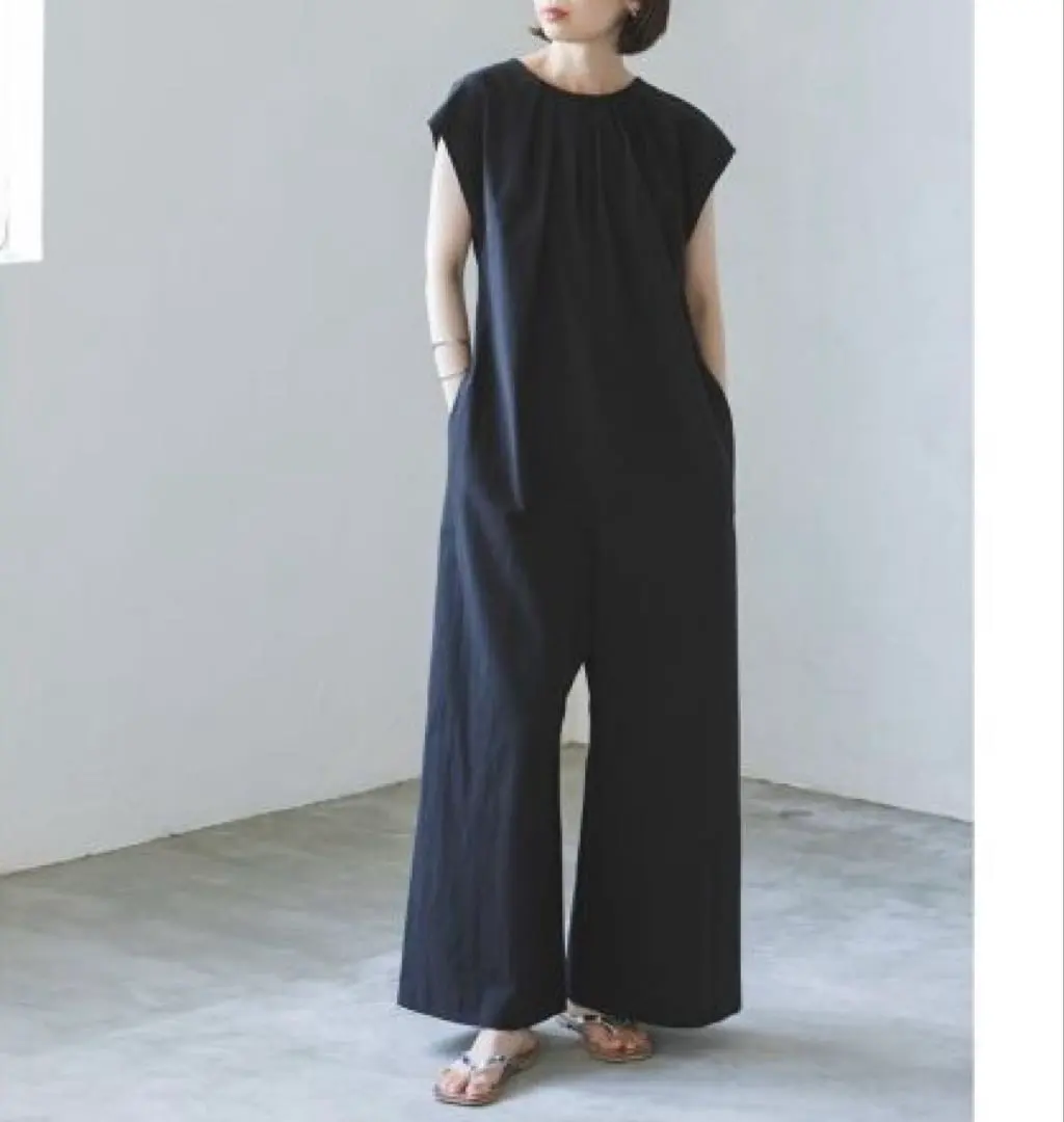 Thumbnail of NOBLE ★ Beautiful Condition Dump Cotton Front Tuck Jumpsuit