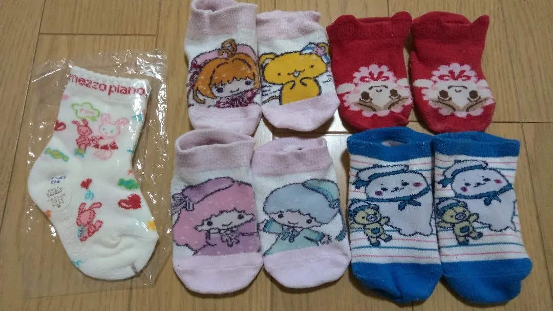 Thumbnail of mezzo piano socks