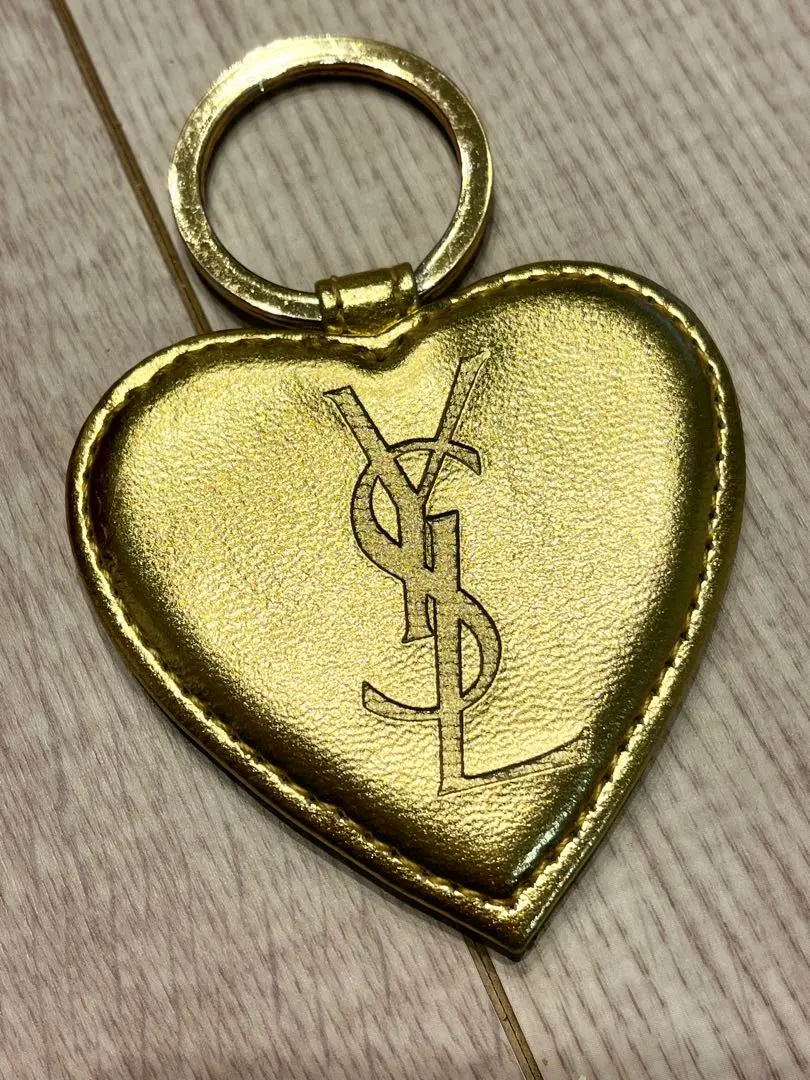 SAINT LAURENT（キーホルダー）のフリマアイテム一覧