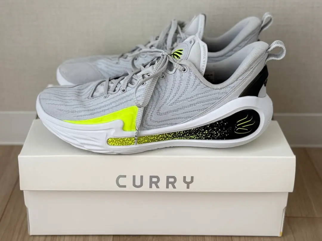 値下げ！！ 【新品】CURRY 12 水色 シューズ 超貴重　26.5 カリー12｜UNDER ARMOUR（アンダーアーマー）