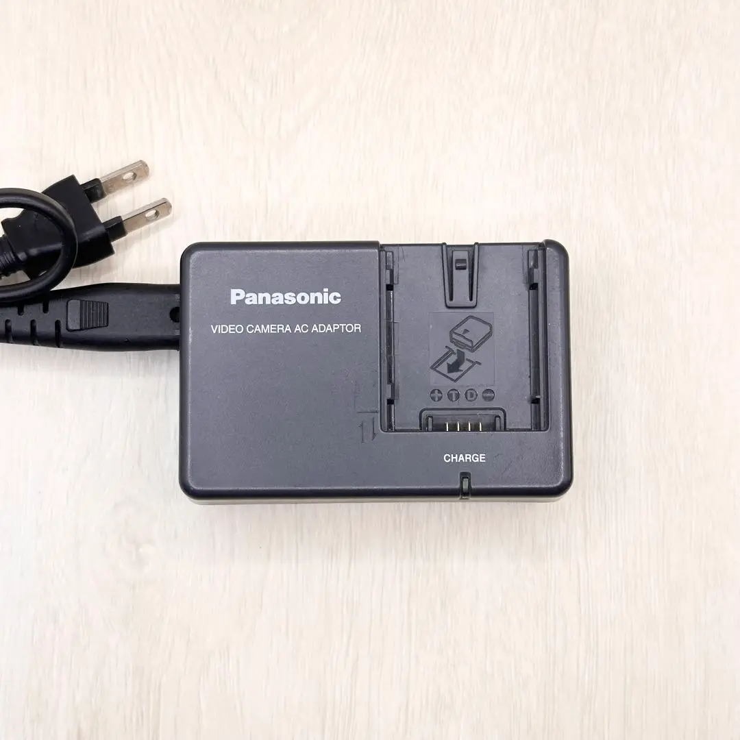☆動作OK Panasonic DVカメラ NV-DS200 概要 液晶デジタルビデオカメラ NV-DS200 | デジタルビデオ