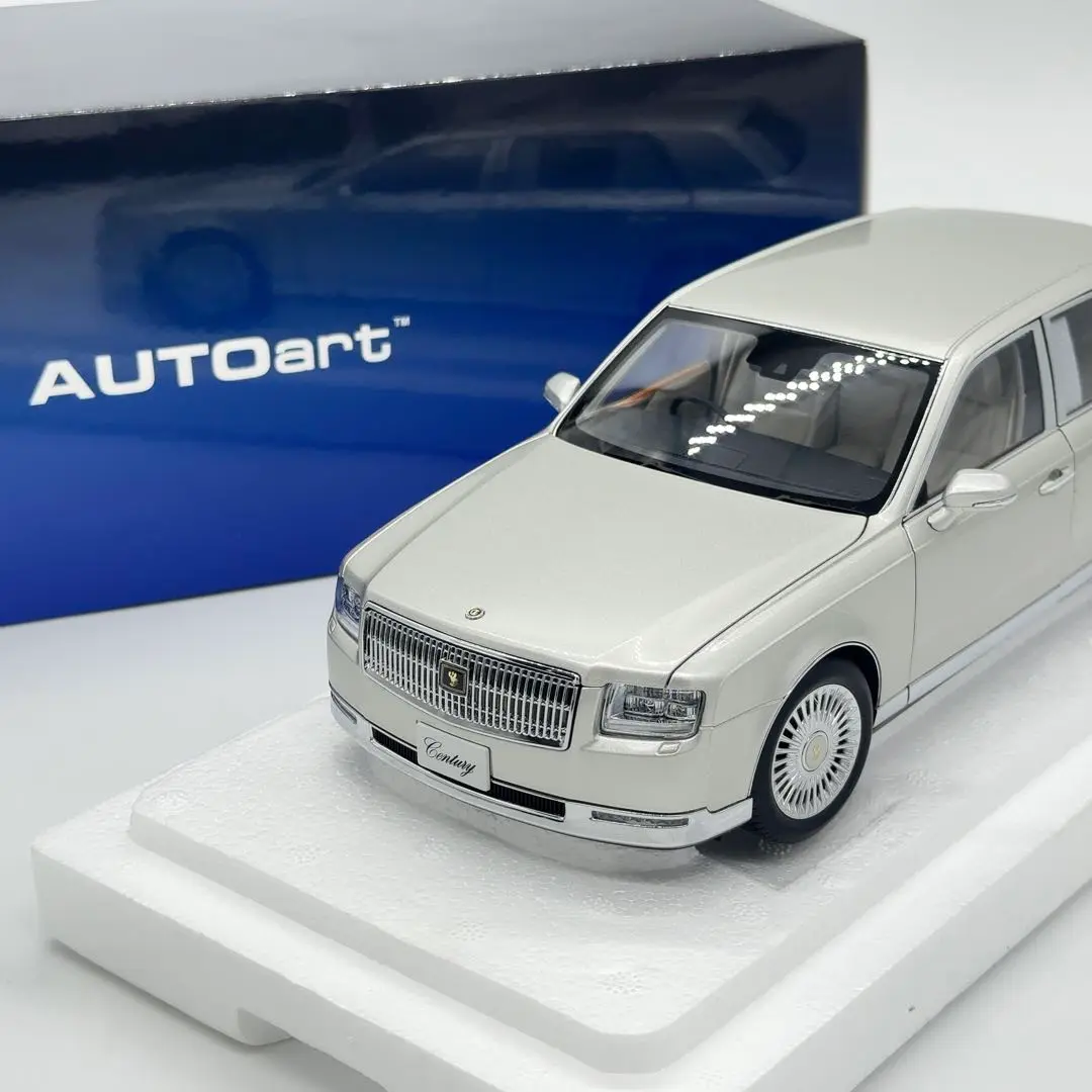 【未使用展示品】 1/18 オートアート トヨタ センチュリー シルバー AUTOart 1/18 トヨタ センチュリー スペシャルエディション
