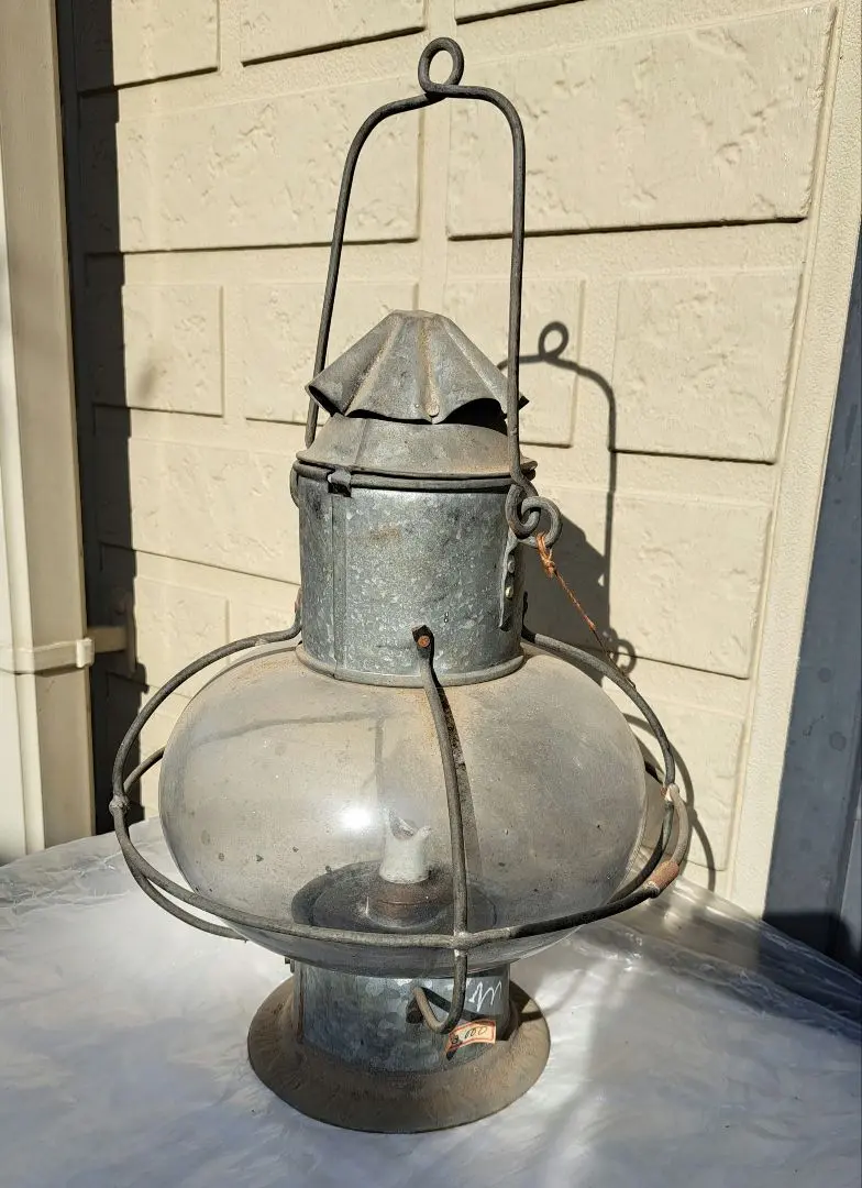 1180674w【サイズB】古い船燈 マリンランプ/赤色灯/オイルランプ/アンティーク/32×33×H50cm※ジャンク品 日本船燈 : Hot Crafts（ホットクラフト）