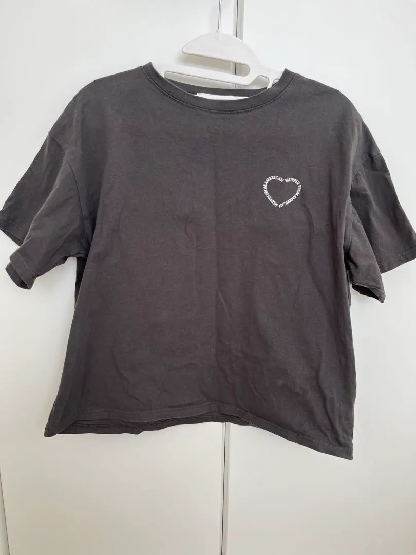 Thumbnail of Short-sleeved T-shirt with heart logo