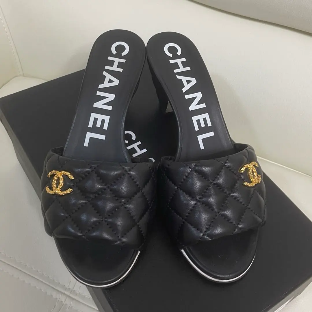 シャネル CHANEL マトラッセ サンダル ミュール 36 m3837