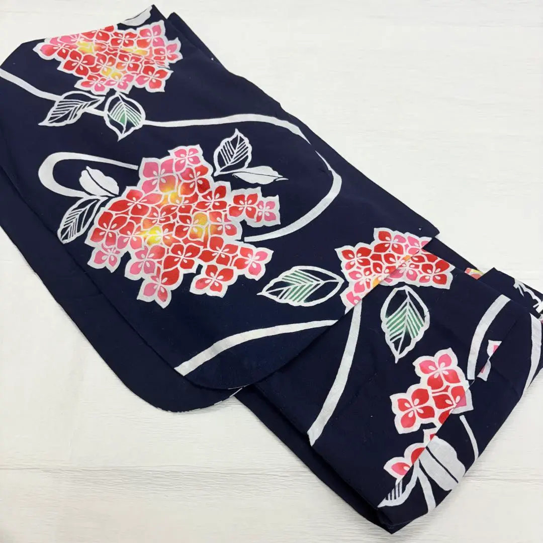 Thumbnail of Cotton Yukata with Hydrangea Pattern, Retro Cute