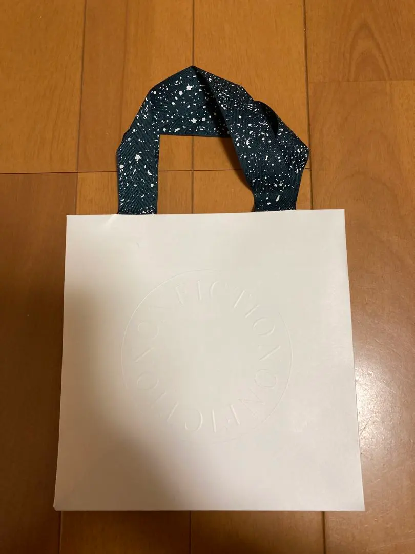 非小說 ショッパー 白色 禮物 包裝 的縮圖