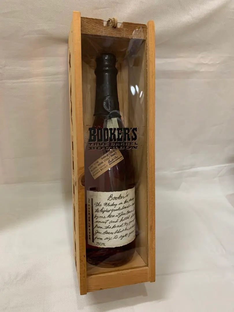 BOOKER'S NOE 『ブッカーズ ノエ』 Small Batch Kentucky Bourbons | Booker's Bourbon