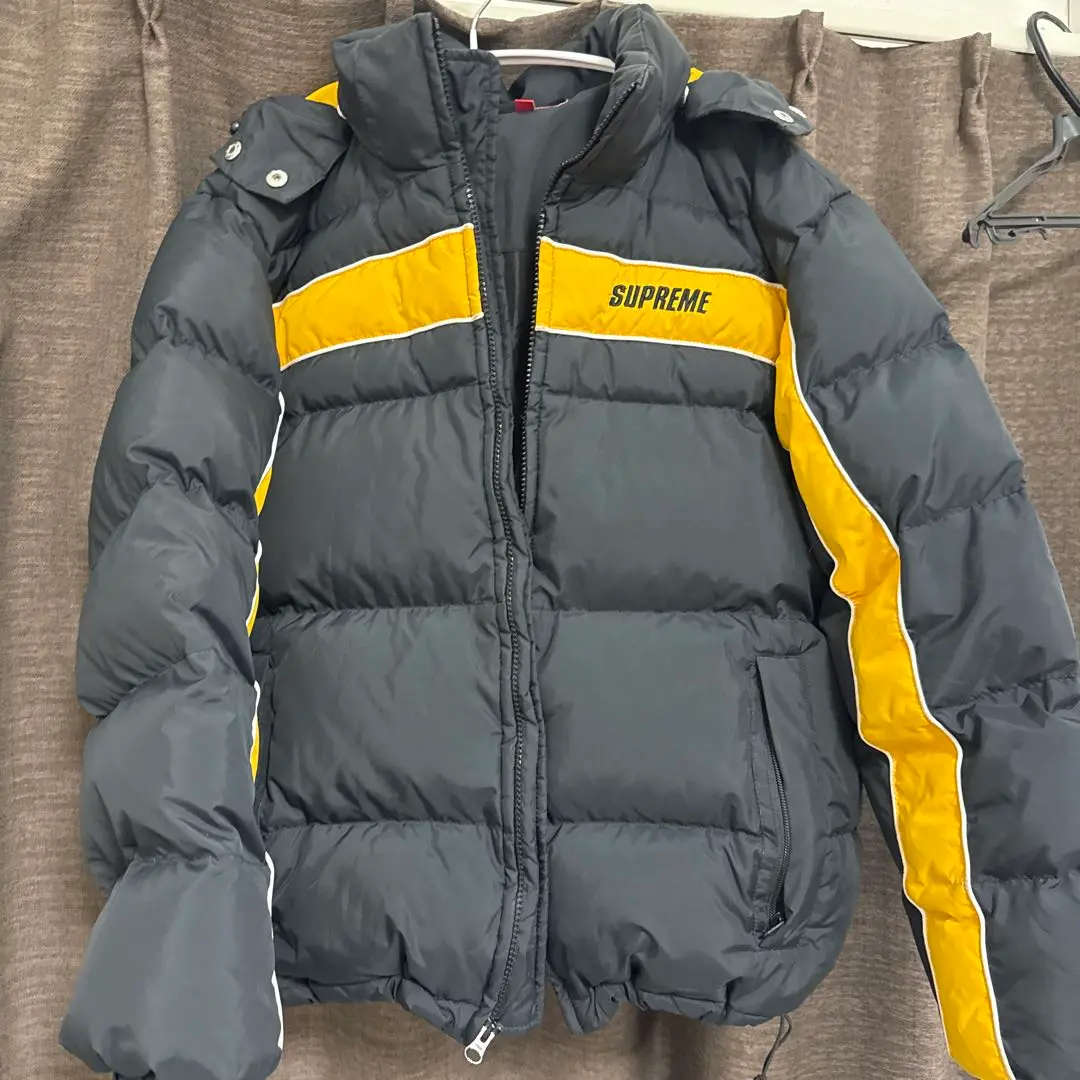 Supreme Stripe Panel Down Jacket XLサイズ！ Supreme Stripe Panel Down Jacket (FW18) - $258