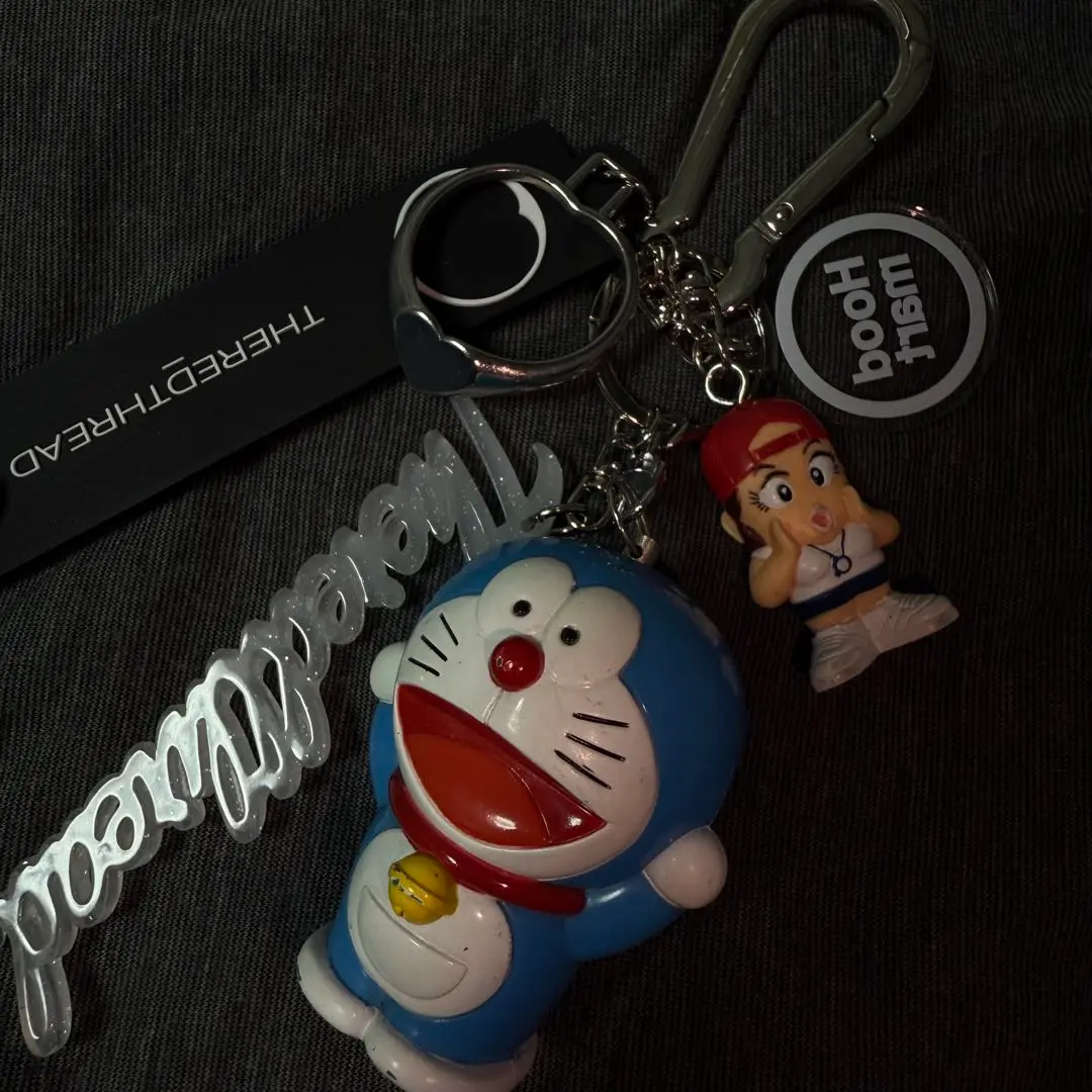 THEREDTHREAD Hoodmart 風キャラクターキーホルダー THEREDTHREAD Hoodmart 風キャラクターキーホルダー