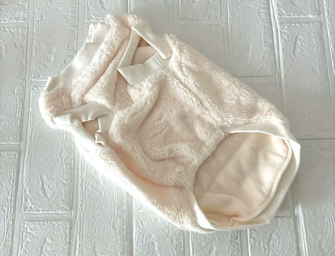 Thumbnail of ⭐︎ Cat Dog Fluffy Sweatshirt L Beige