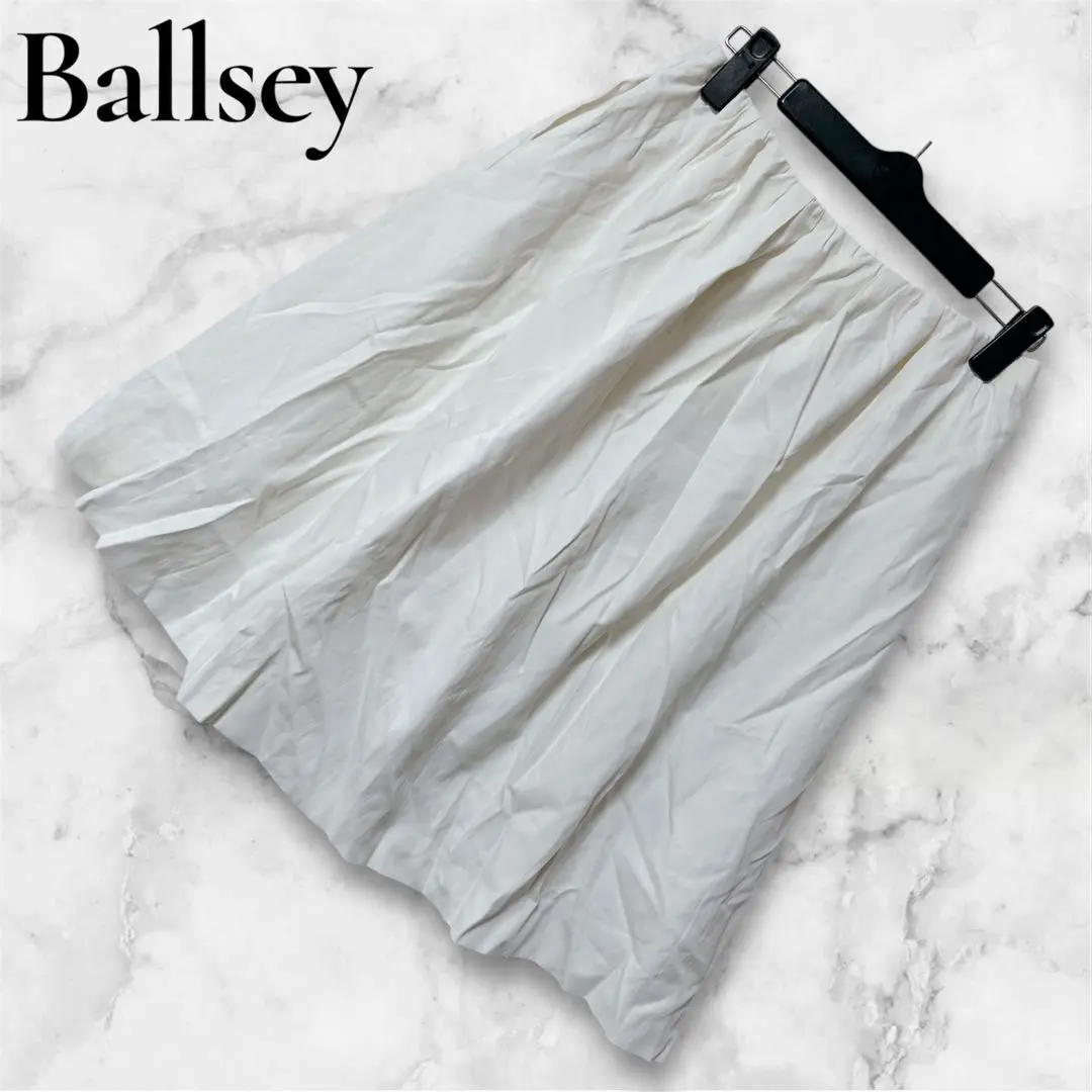 Thumbnail of Ballsey / Tomorrowland (Size 38) / Flare Skirt, Knee Length, White