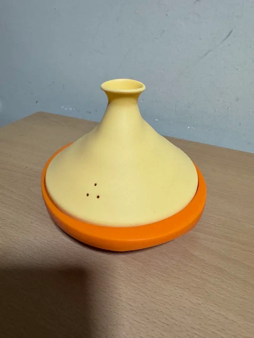 Thumbnail of Silicone Tagine-Shaped Kitchen Tool