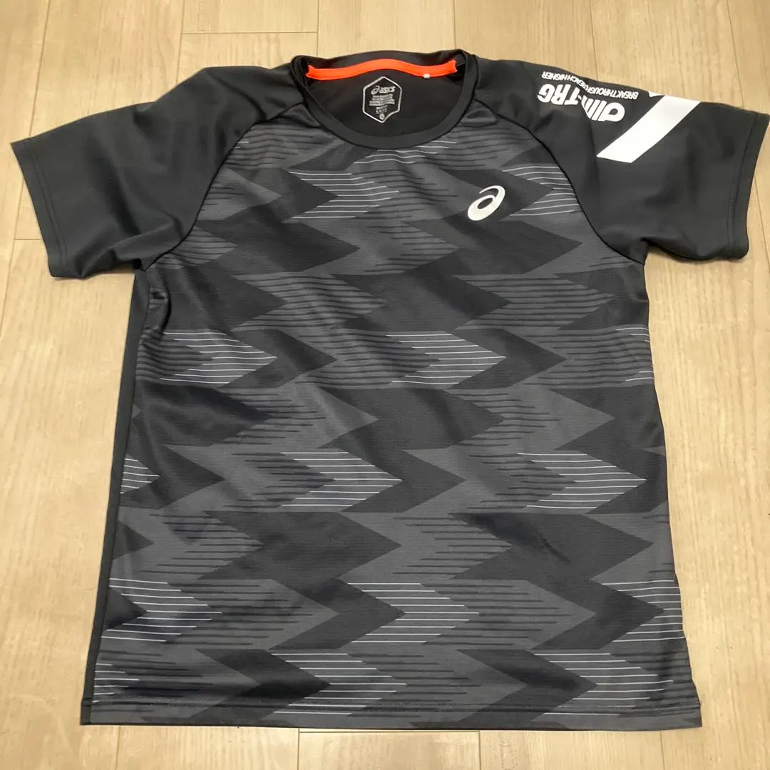 Thumbnail of Asics short-sleeved shirt