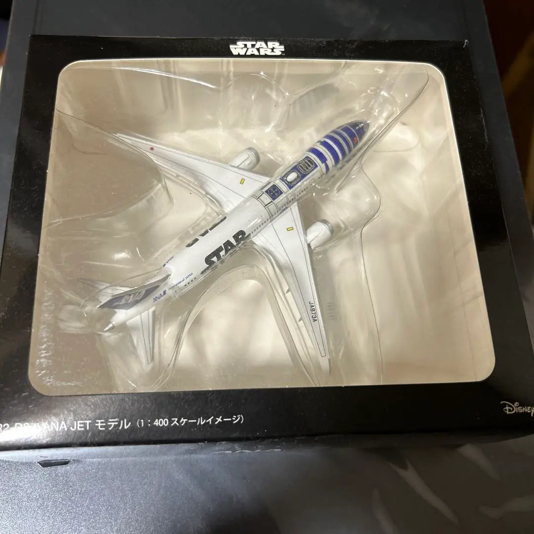1/400 ANA 全日空 スターウォーズ 飛行機&組み立て飛行機　特典付き スター・ウォーズの日、ANAの特別塗装機と共にあらんことを