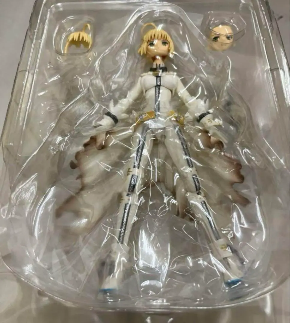 【希少・未開封品】RAH セイバー・ブライド フェイト/エクストラCCC Amazon | Fate/EXTRA CCC セイバー・ブライド 1/8スケール 塗装