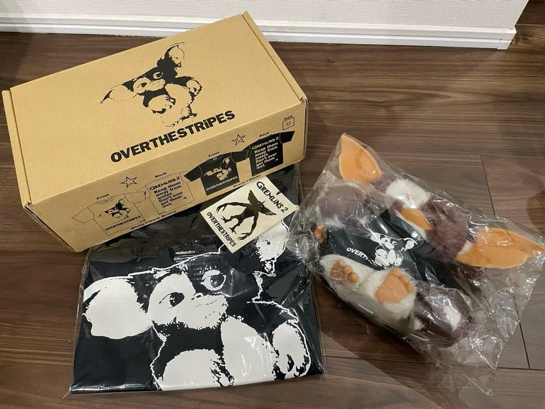 激レアOVERTHESTRIPES 限定品グレムリンフィギュア グレムリン over the stripes ストライプ 等身大 フィギュアの