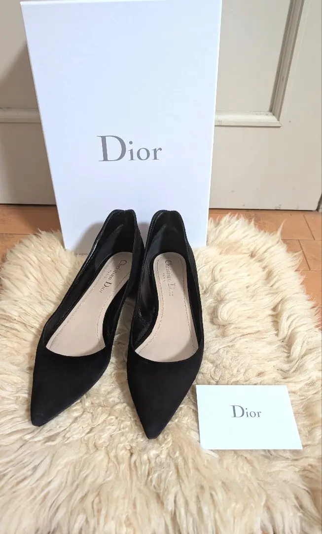 2025年最新】Christian Dior つま先：ポインテッドトゥ フラット