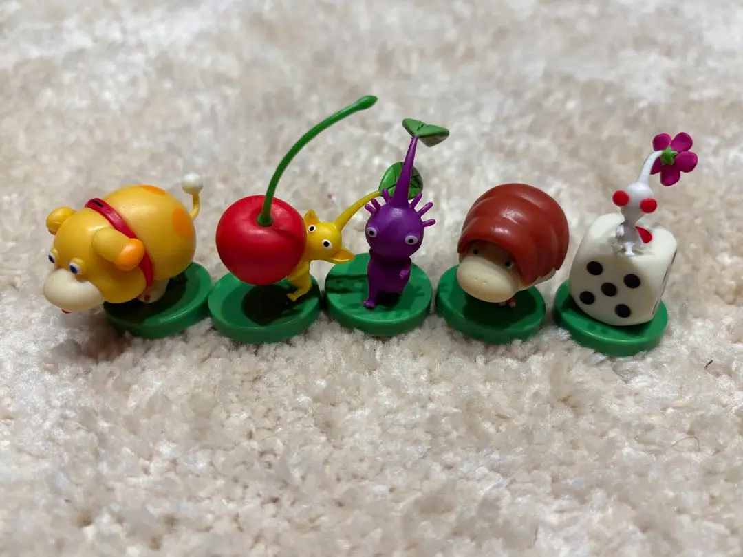 Thumbnail of Pikmin Figure 5-Piece Set