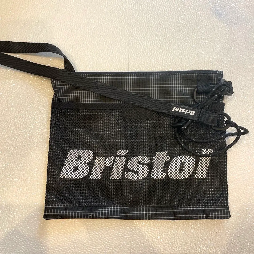 【新品未使用】F.C. Real Bristol サコッシュ ブラック F.C.Real.Bristol ブラック サコッシュバッグ - メルカリ