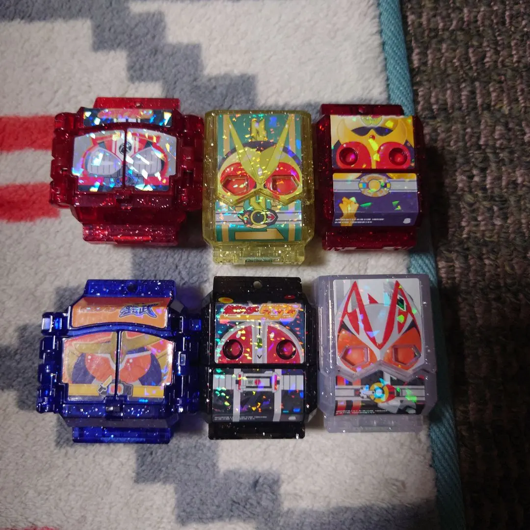 Thumbnail of DX Legend Rider Gachagacha Series Kira Clear Version EX