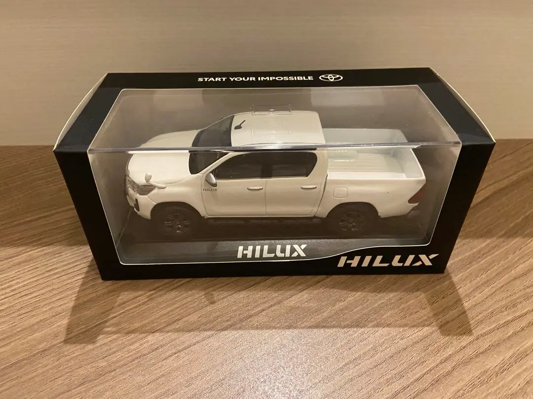 ミニカー 色見本 ハイラックス 非売品 Amazon.co.jp: 1/30 トヨタ 新型ハイラックス HILUX 後期 2020