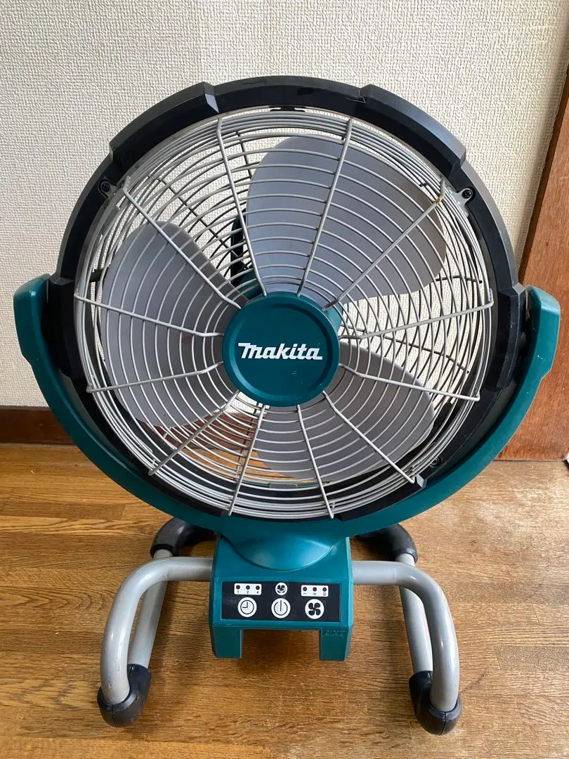 Makita CF300D 業務用扇風機 マキタ CF300DZ 330mm 14.4V/18V 充電式産業扇(本体のみ)【廃番