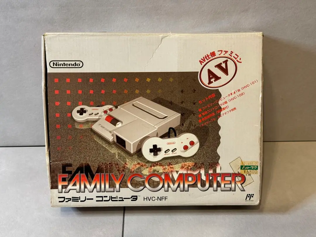【美品】任天堂　ファミリーコンピュータ　AV仕様　HVC-NFF Amazon | ファミリー コンピュータ(AV仕様 ファミコン