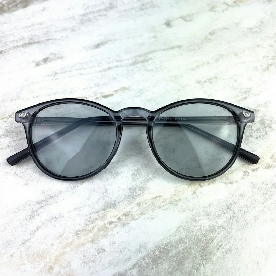 全新未使用 騎士風格 威靈頓 太陽眼鏡 波士頓框 透明灰 的縮圖