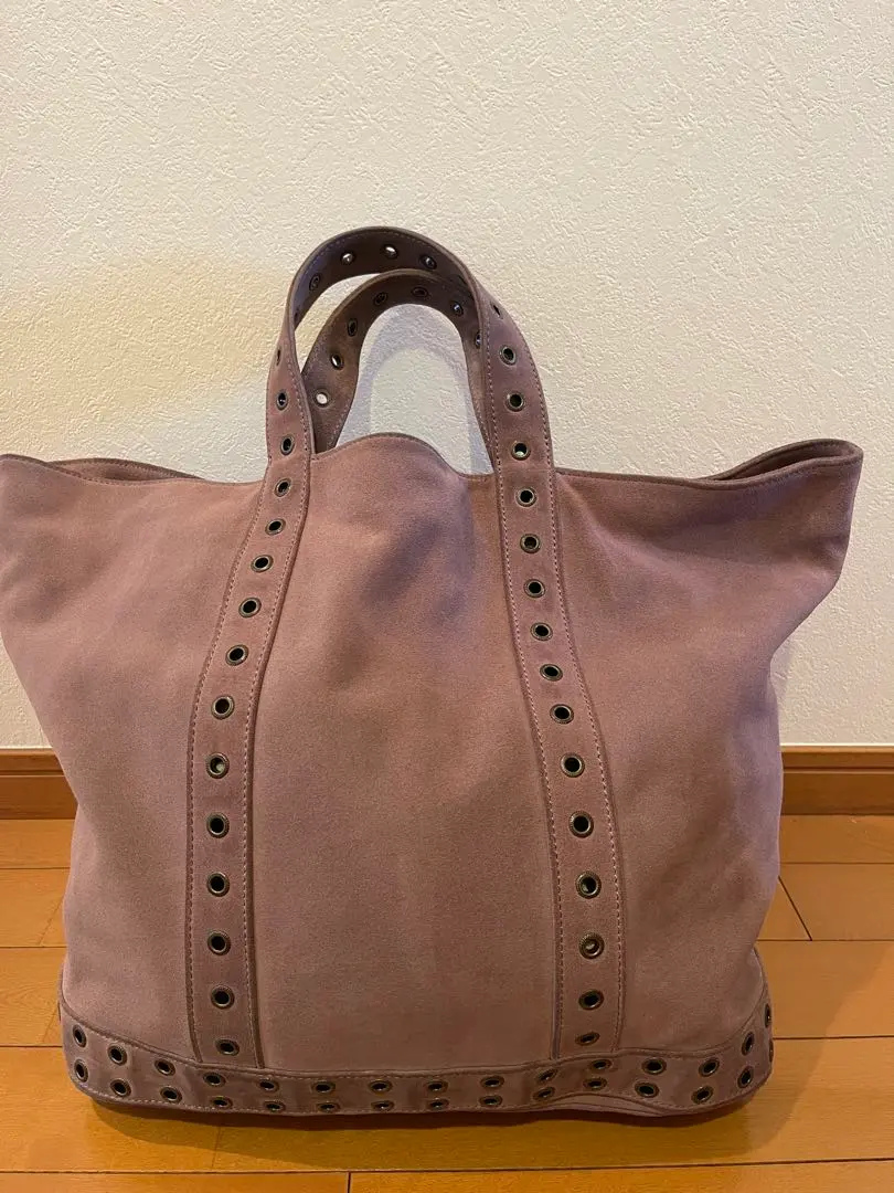 ✨美品✨ ヴァネッサブリューノ レザー トートバッグ 通勤 A4可 パンチング vanessabruno（ヴァネッサブリューノ）の「レザーパンチング