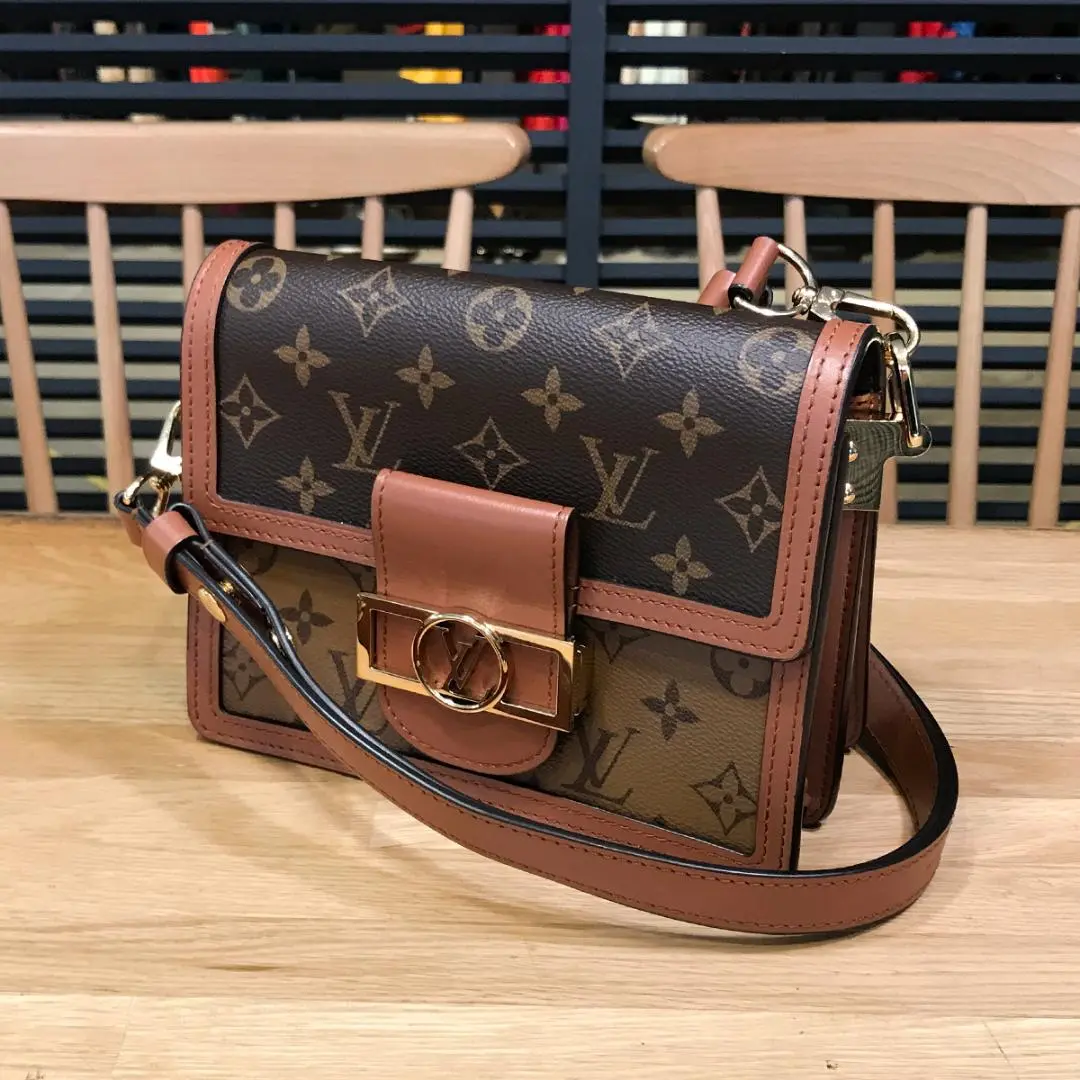 【Louis Vuitton】ホワイトモノグラム♪ドーフィーヌ MINI ルイヴィトン ドーフィーヌ MINI ショルダーバッグ（ルイ