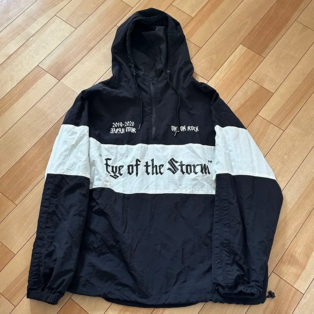 美品】 ONE OK ROCK Eye of the Storm パーカー M - メルカリ