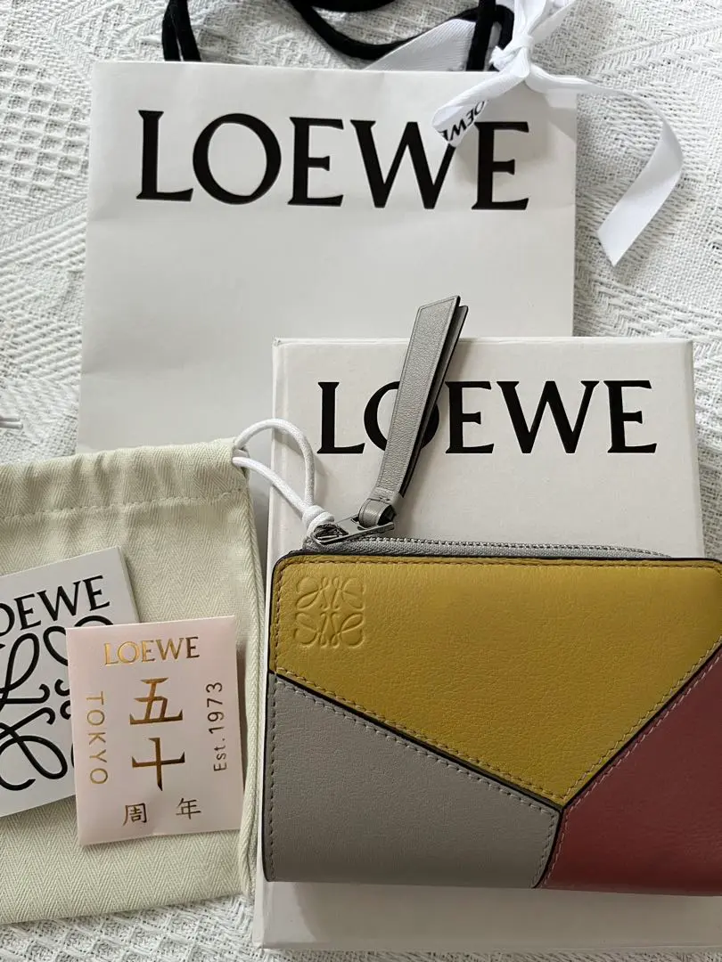 お値下げ　ロエベ　チャーム ファッション通販】の商品をすべて さらにお値下げ！【LOEWE
