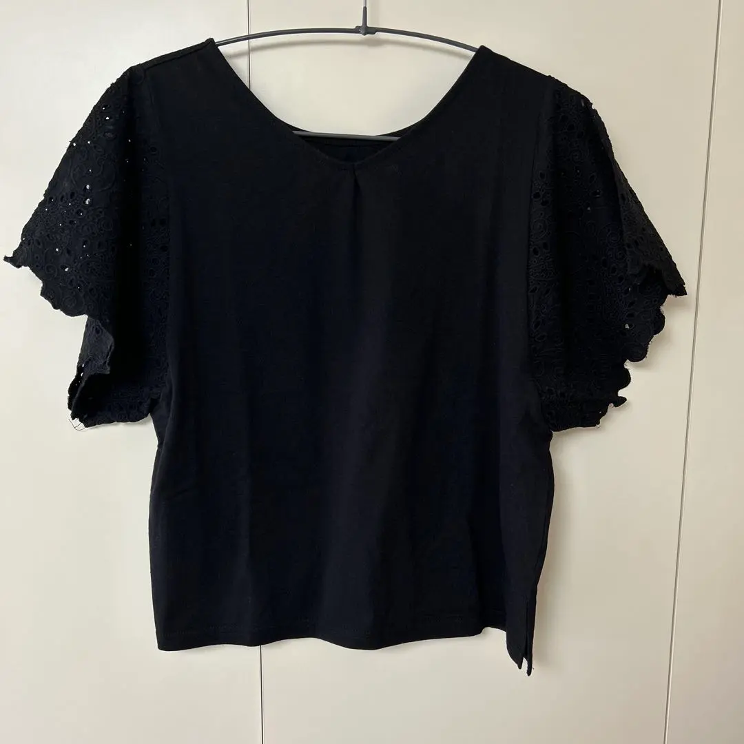 Thumbnail of Ikka cut-and-sew