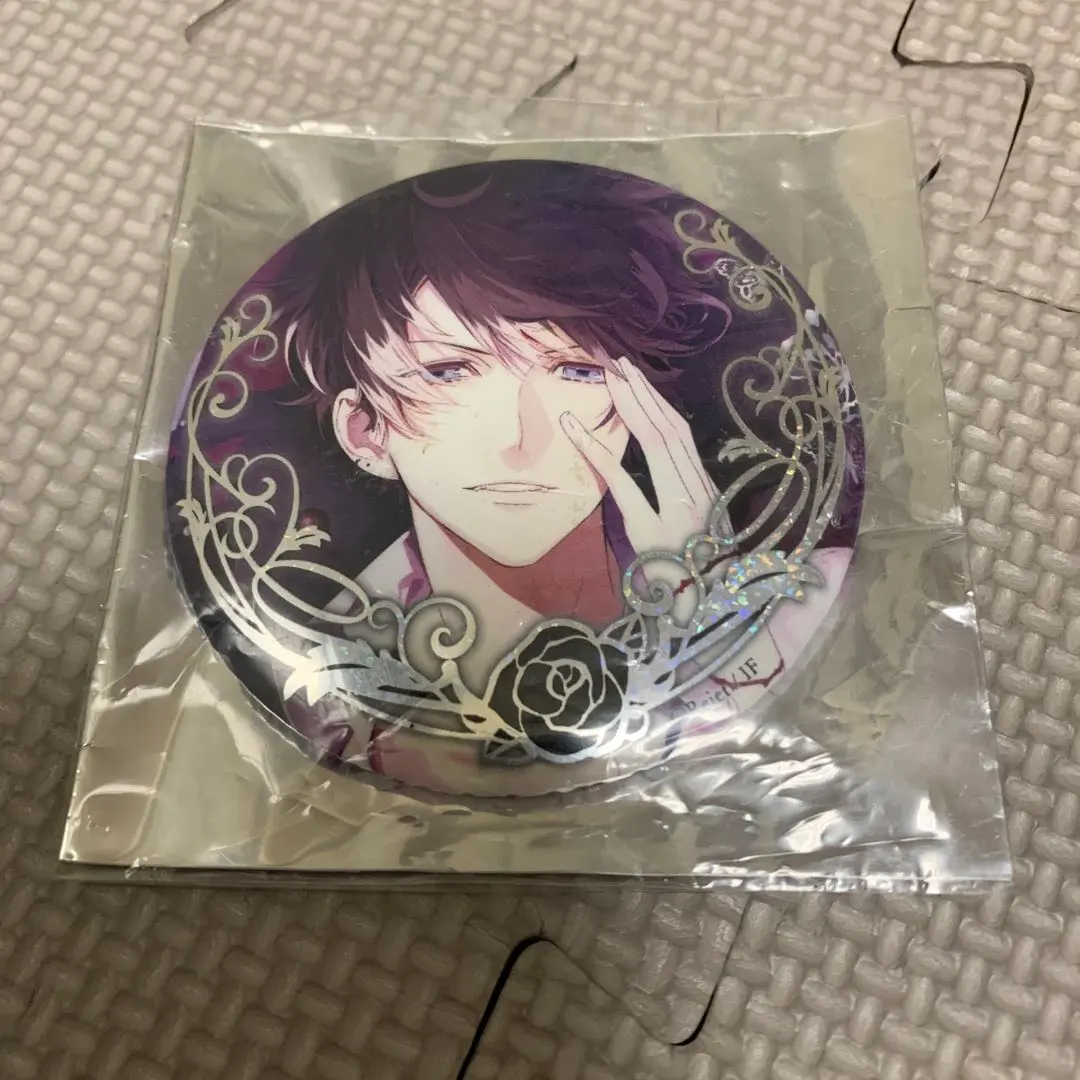 Thumbnail of DIABOLIK LOVERS Ruki Mukami Store-Exclusive Holographic Can Badge