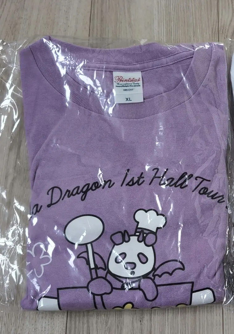 パンダドラゴンのファーストホールツアー なるき Tシャツ新