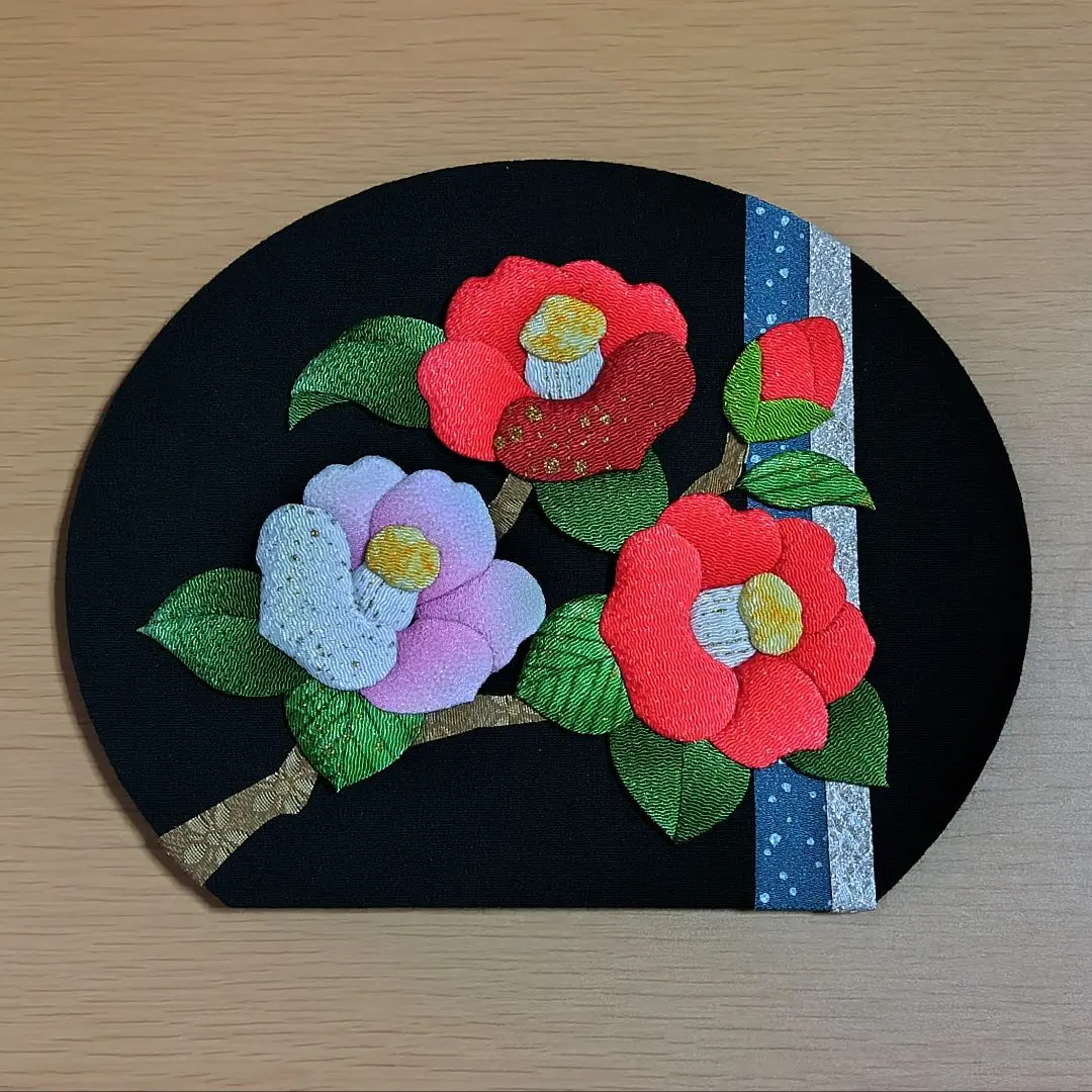 Thumbnail of Flower Almanac (Camellia)