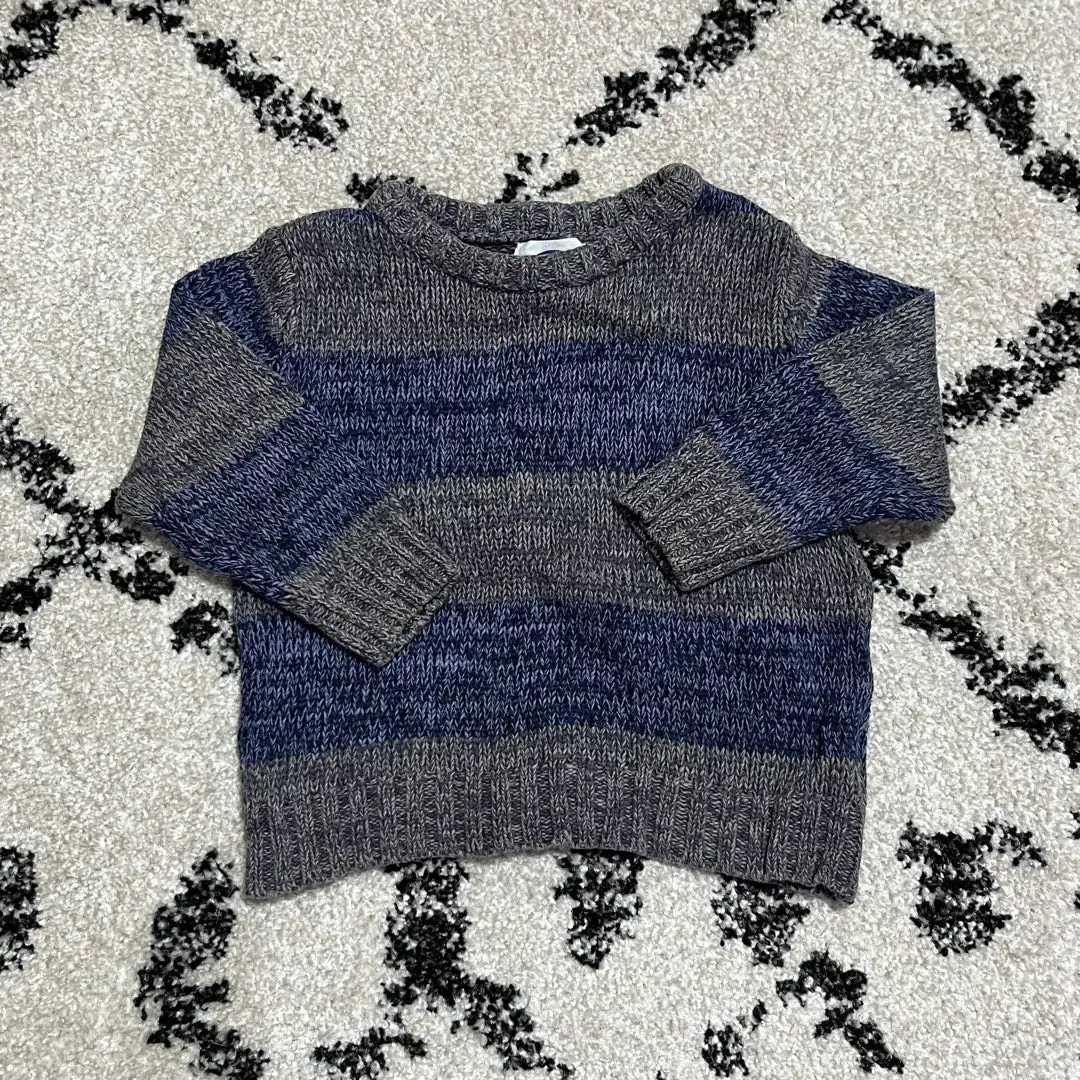 Thumbnail of Old Navy knit sweater 2T 90cm
