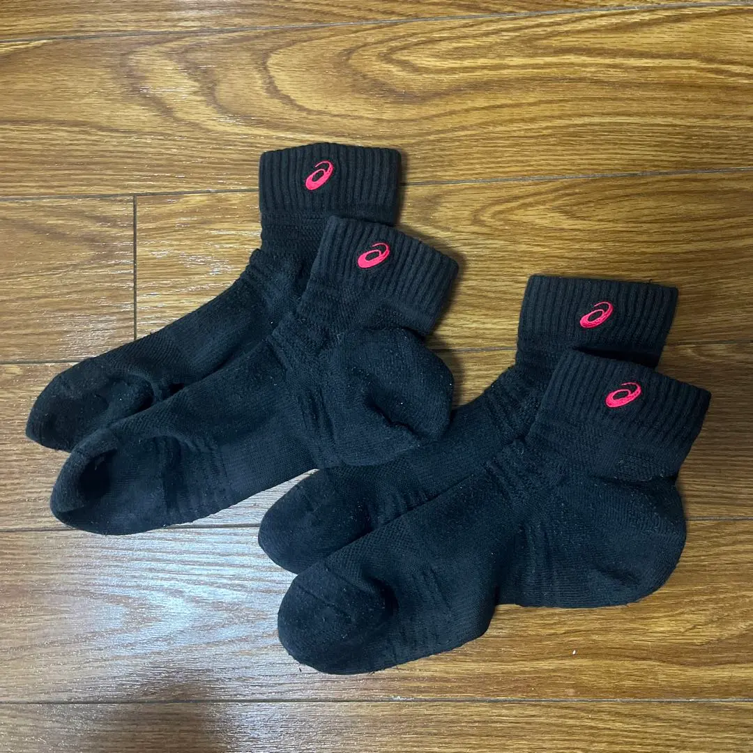 亞瑟士 黑色 襪子 2入組 的縮圖