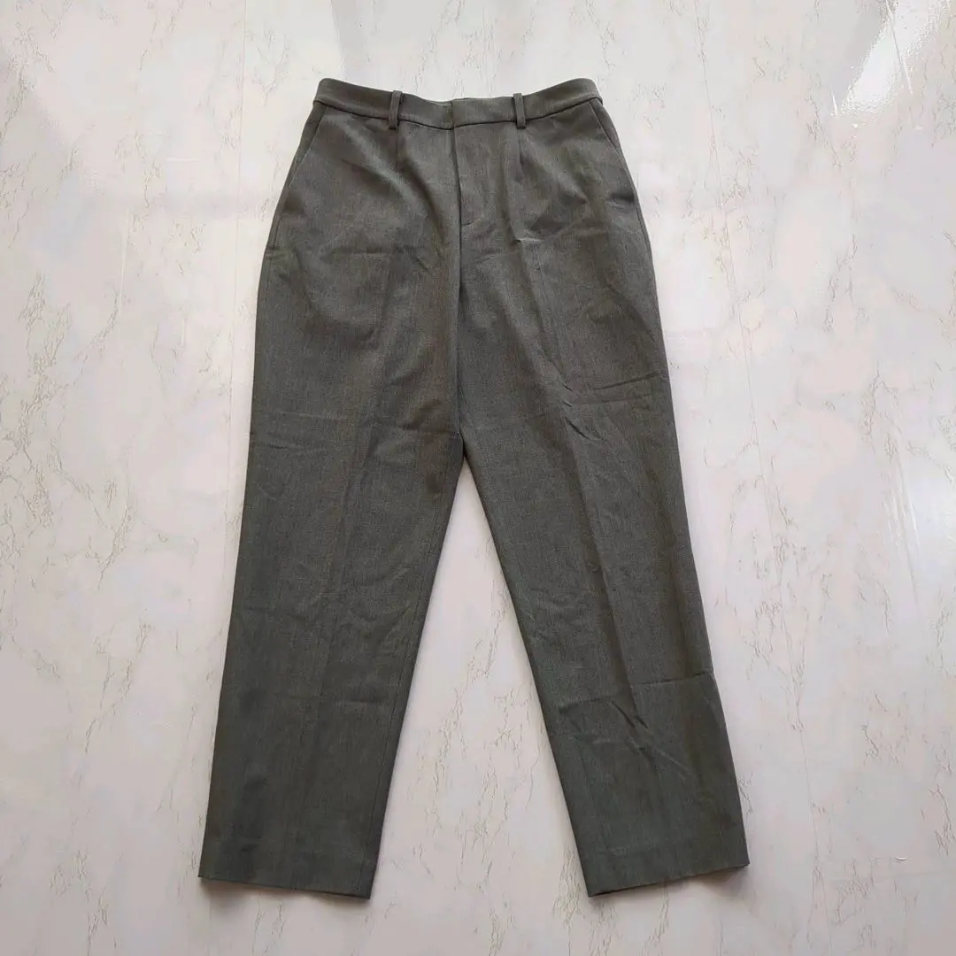 Thumbnail of Excellent Condition UNIQLO Smart Ankle Pants Slacks L Gray