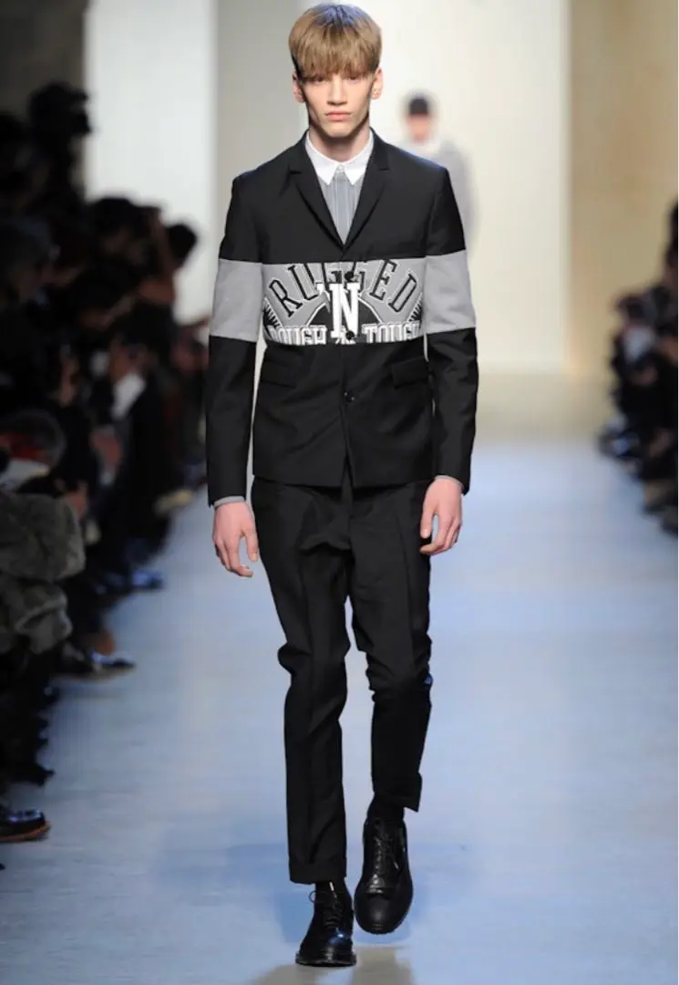 KRISVANASSCHE パーカー 2025年最新】KRIS VAN ASSCHE パーカーの人気アイテム - メルカリ