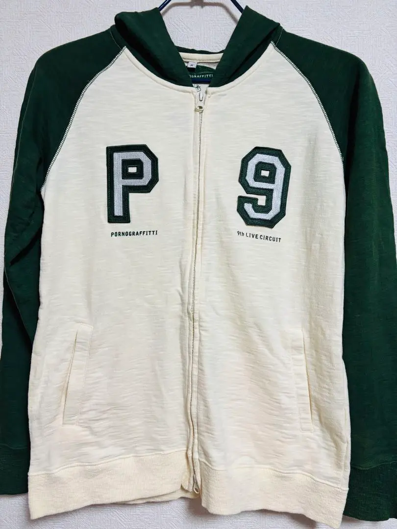2025年最新】ポルノグラフィティ パーカーの人気アイテム - メルカリ