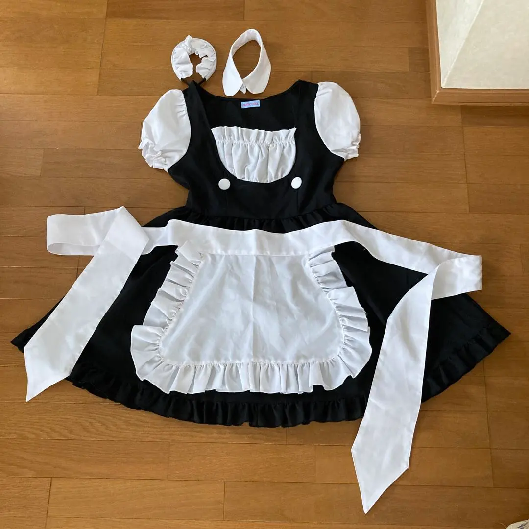 Thumbnail of Maid outfit Halloween