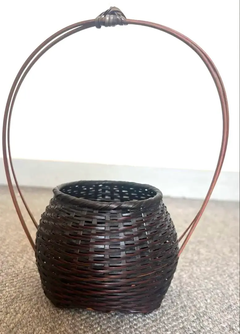 手付花入れ籠  竹組編み花入れ  落とし付き Amazon.co.jp: 手付き花籠 竹細工 花瓶 竹編み花入れ 竹籠 花籠