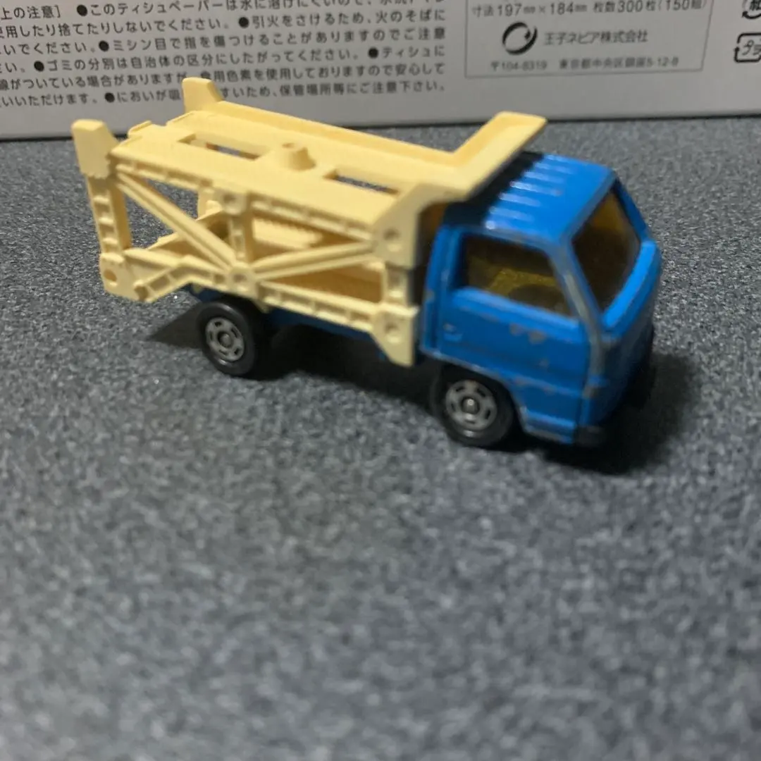Thumbnail of Takara Tomy Tomica Isuzu ELF Carrier Car, Made in Japan