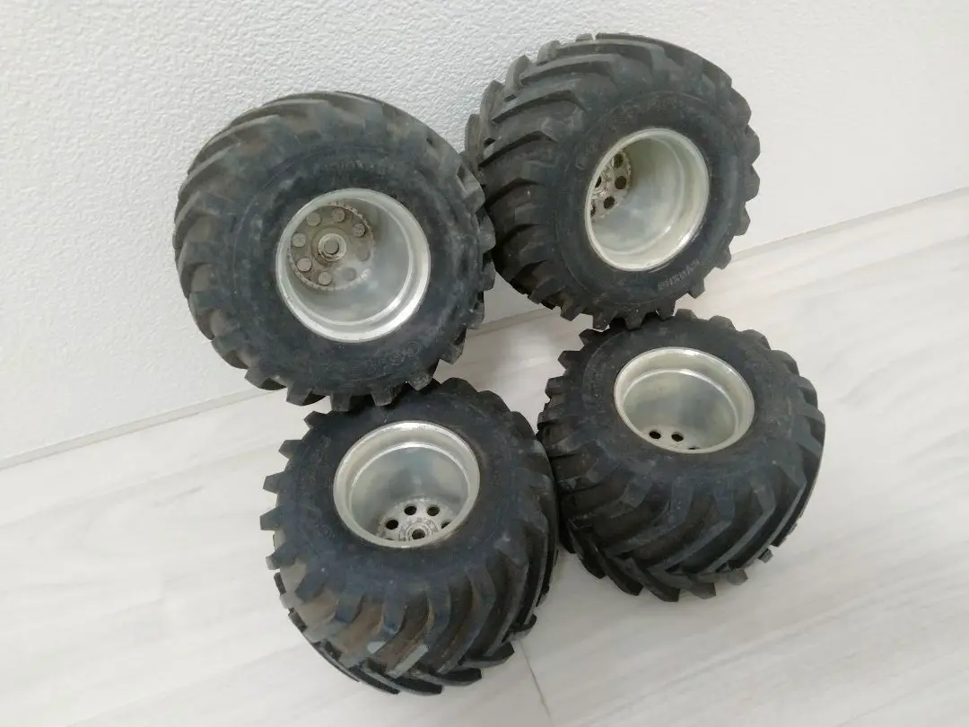 京商 ラジコン セブンAce サンワ ニトロクラッシャー USA-1 4WD 京商 ラジコン セブンAce サンワ ニトロクラッシャー USA-1 4WD