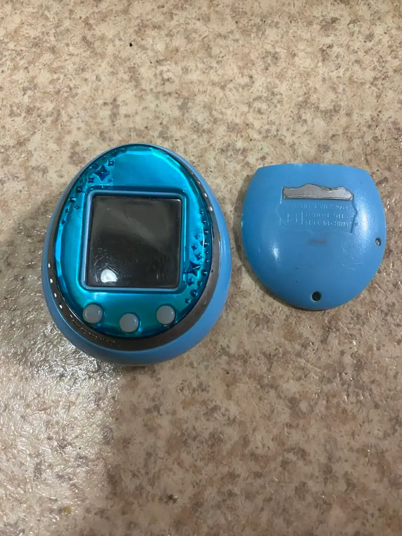 ろおずさま専用動作確認済★たまごっちiDL ブルー 専用ストラップ付 BANDAI (バンダイ) たまごっち Tamagotchi iD L ブルー 動作確認