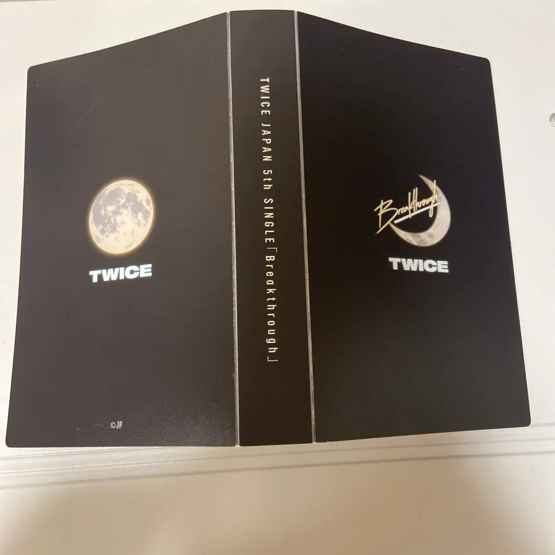 TWICE UNIVERSITY バインダー　トレカ TWICE UNIVERSITY バインダー トレカ TWICE トゥワイス